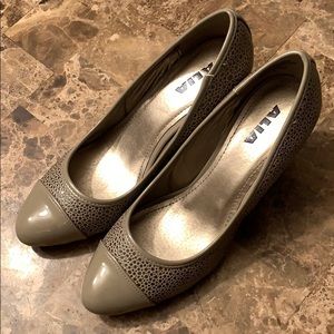 Alia pumps, size 6 NWOT